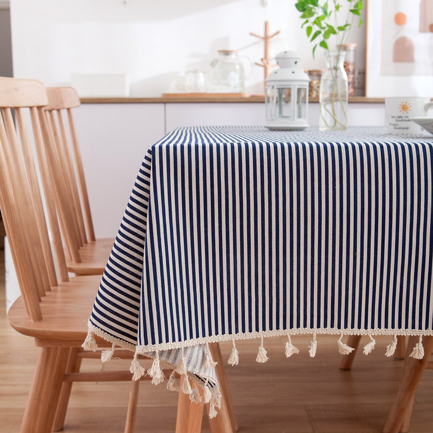 Multi-Pattern Fabric Table Cloths